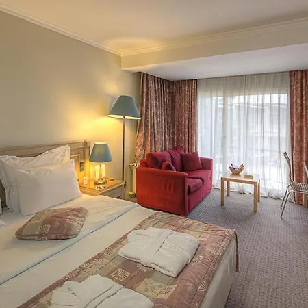 Park 156 Otel 4*
